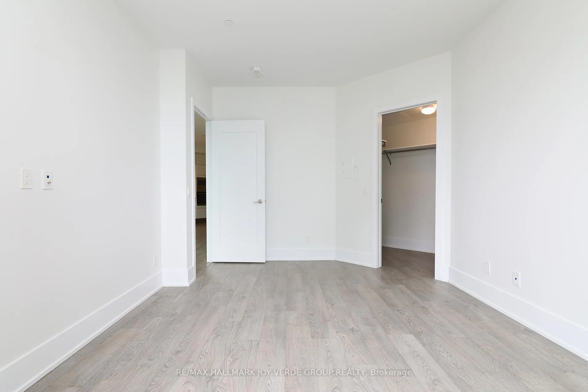 Photo 16 of Unit PH36, 1 Edgewater Drive, Toronto, Waterfront Communities — HOMEH