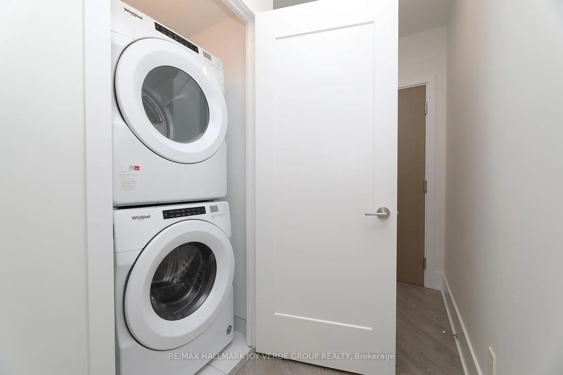 Photo 19 of Unit PH36, 1 Edgewater Drive, Toronto, Waterfront Communities — HOMEH