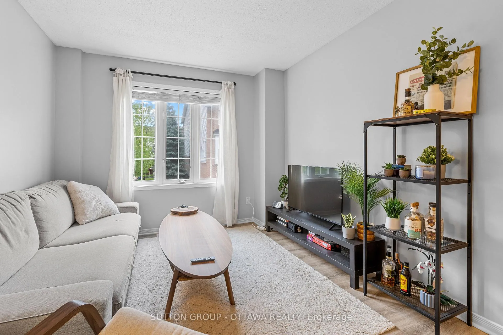 Photo 4 of 318 Gotham Private, Ottawa, Central Park — HOMEH