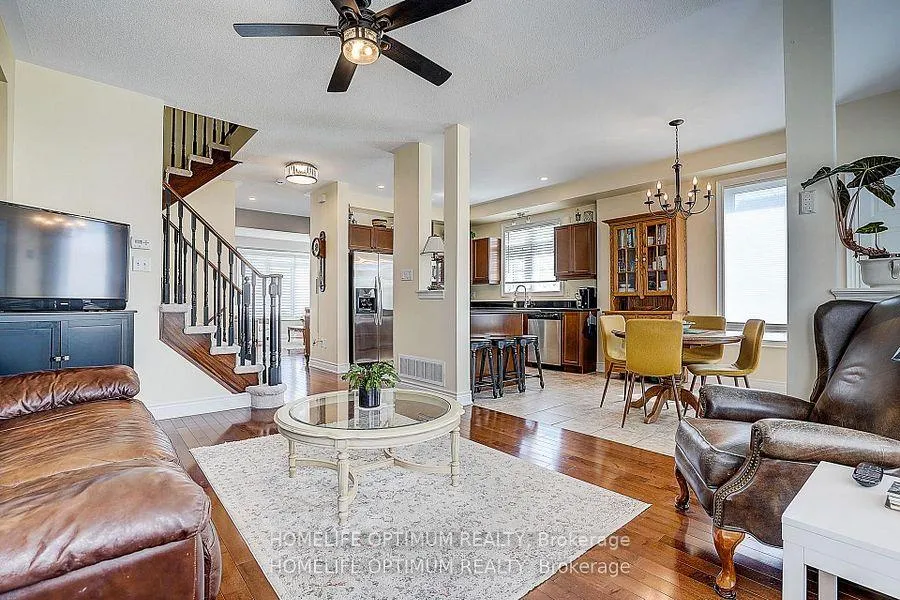 Photo 12 of 40 Outer Banks Drive, Markham, Cornell — HOMEH