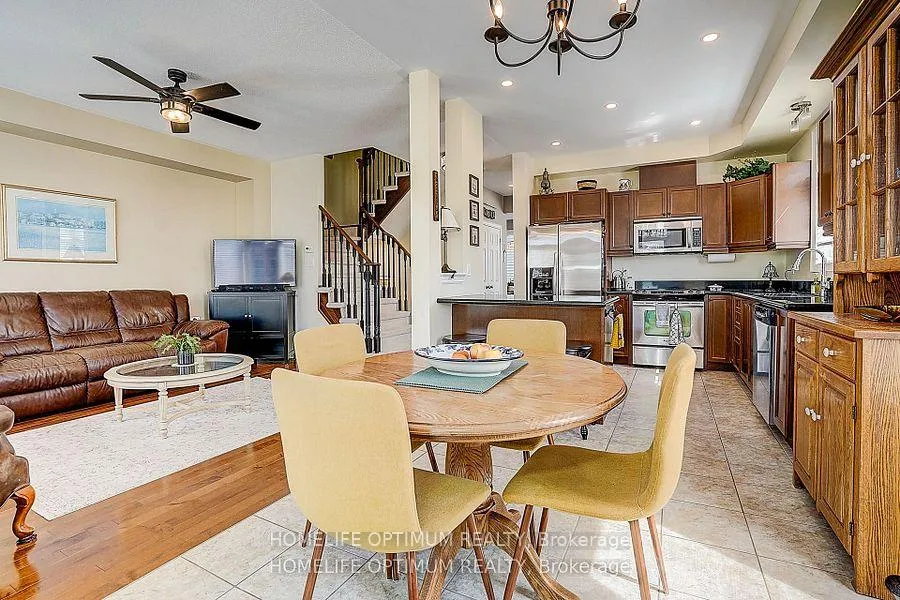 Photo 13 of 40 Outer Banks Drive, Markham, Cornell — HOMEH