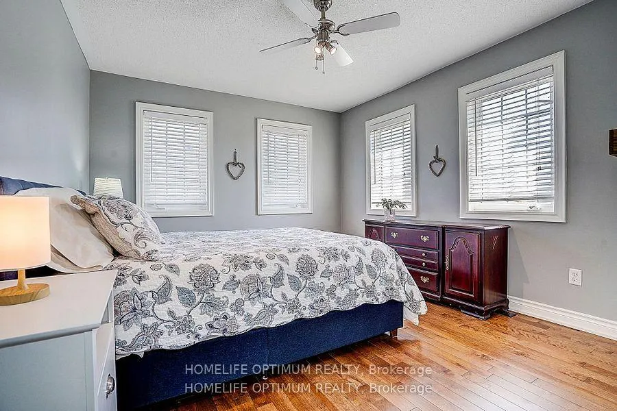 Photo 16 of 40 Outer Banks Drive, Markham, Cornell — HOMEH