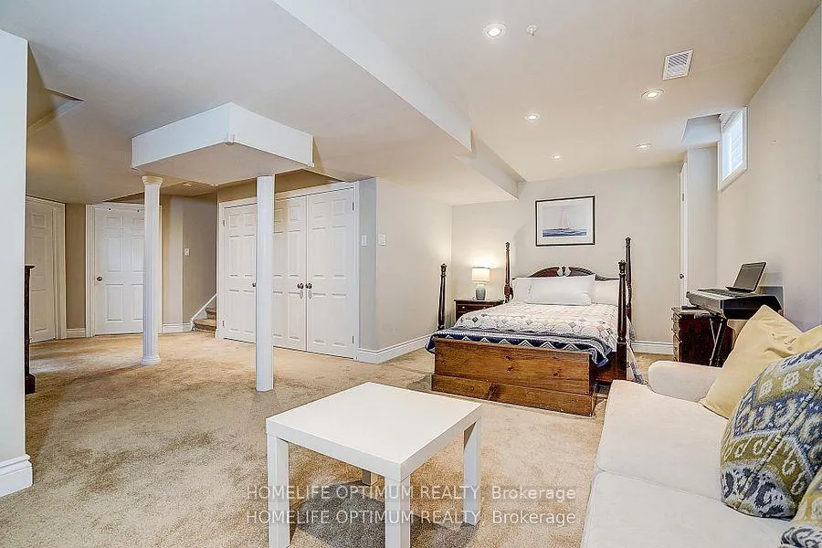 Photo 20 of 40 Outer Banks Drive, Markham, Cornell — HOMEH