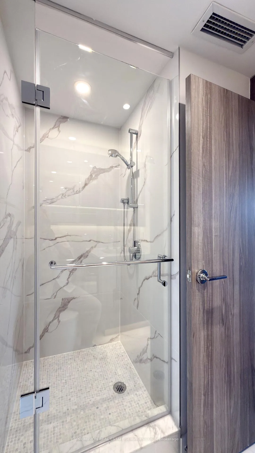 Photo 17 of Unit 625, 75 Billes Heights, North York, Bayview Village — HOMEH