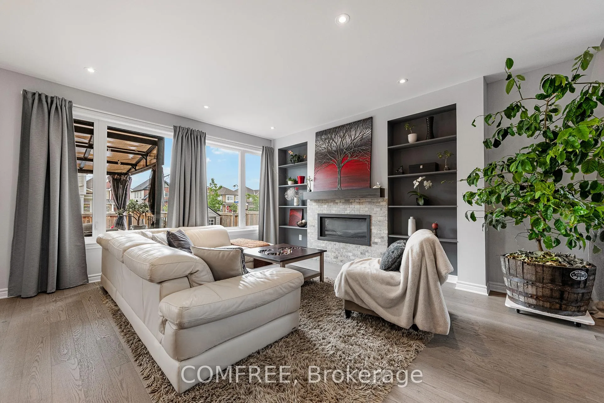 Photo 4 of 792 Twist Way, Ottawa, Kanata - Emerald Meadows/Trailwest — HOMEH
