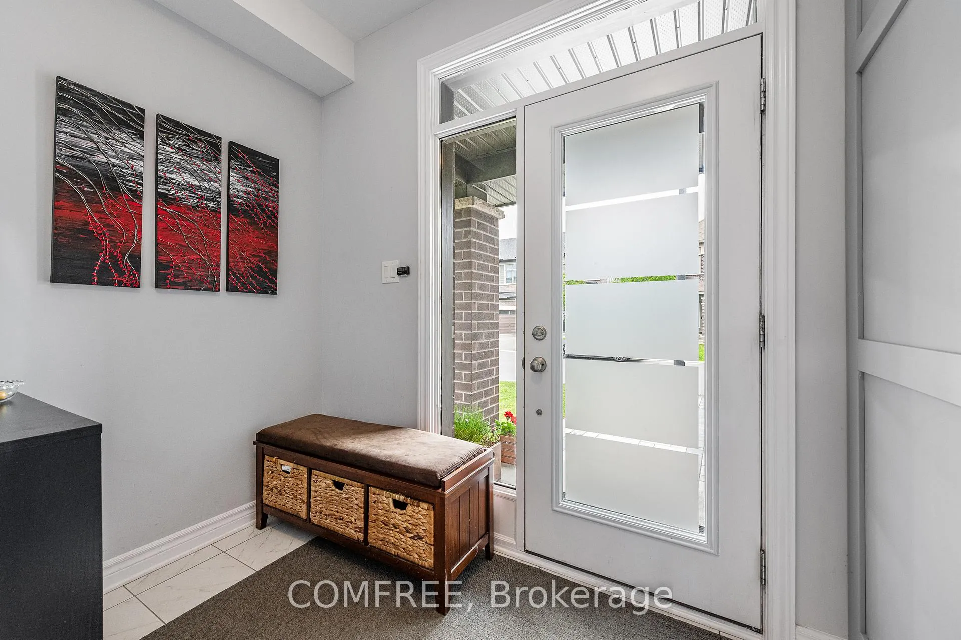 Photo 9 of 792 Twist Way, Ottawa, Kanata - Emerald Meadows/Trailwest — HOMEH