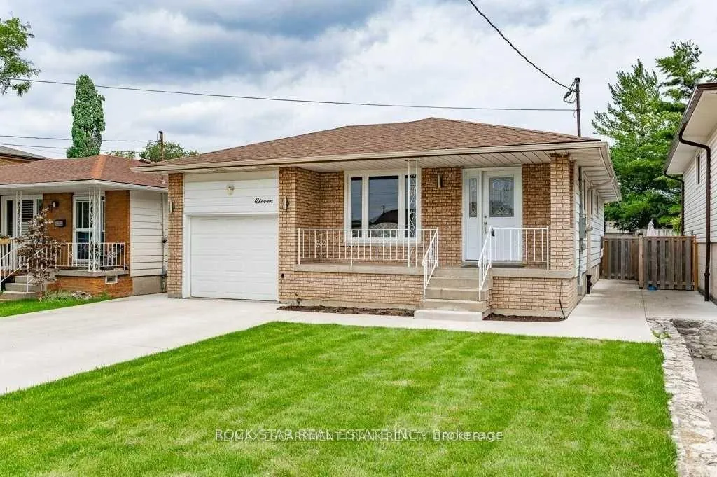 Front of Unit Upper, 11 Aterno Drive