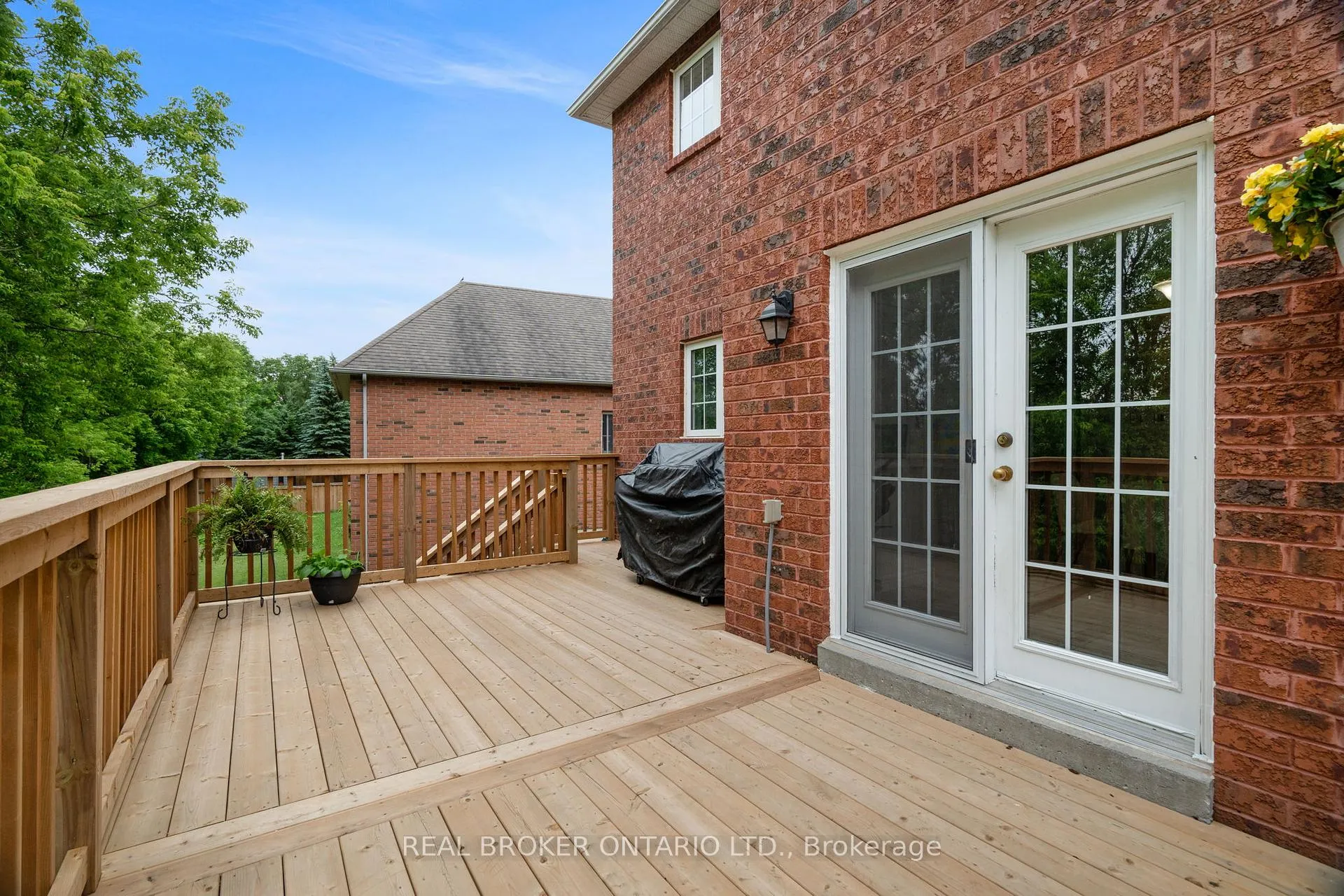 Photo 19 of 118 Bayview Avenue, Georgina, Keswick South — HOMEH