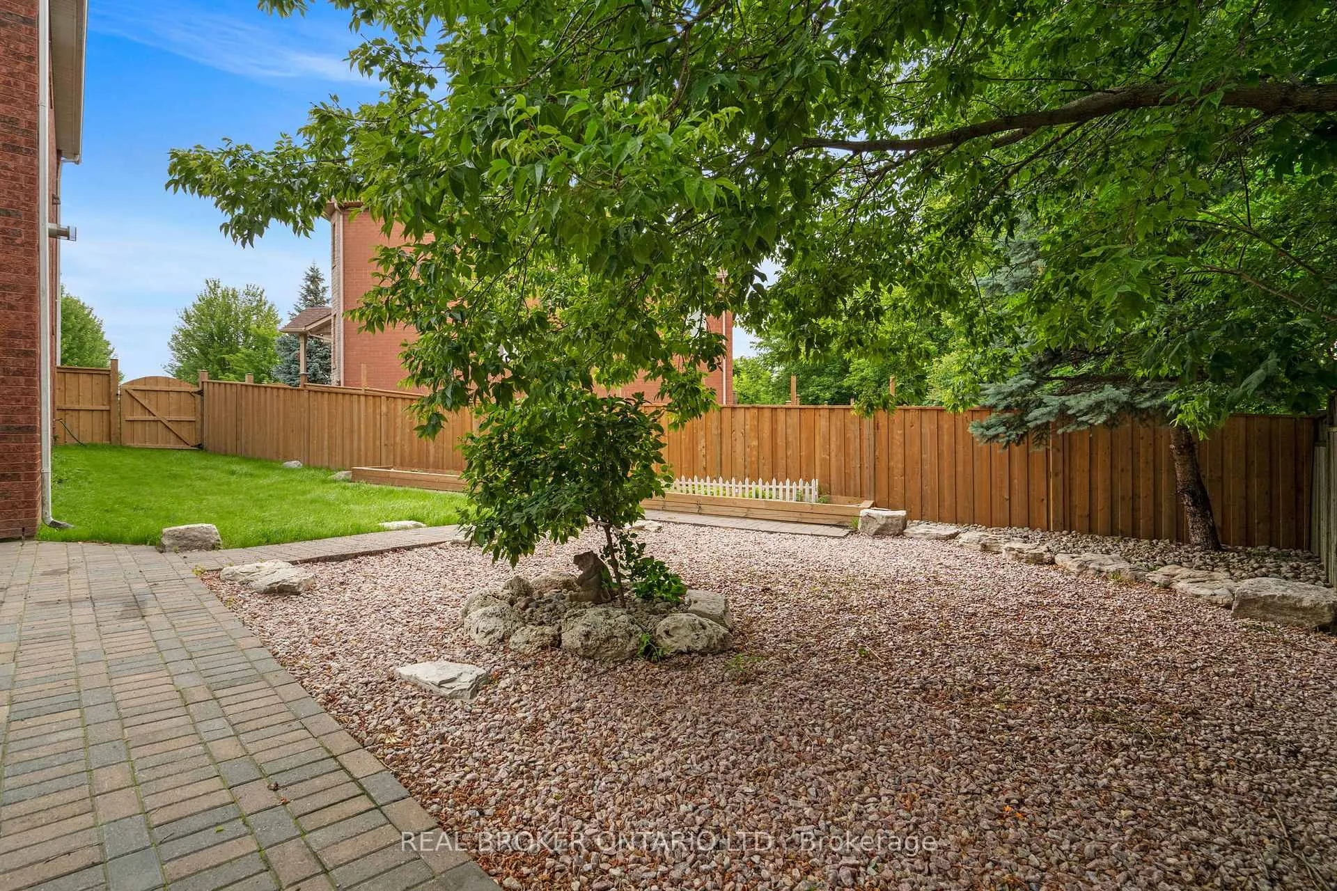 Photo 39 of 118 Bayview Avenue, Georgina, Keswick South — HOMEH