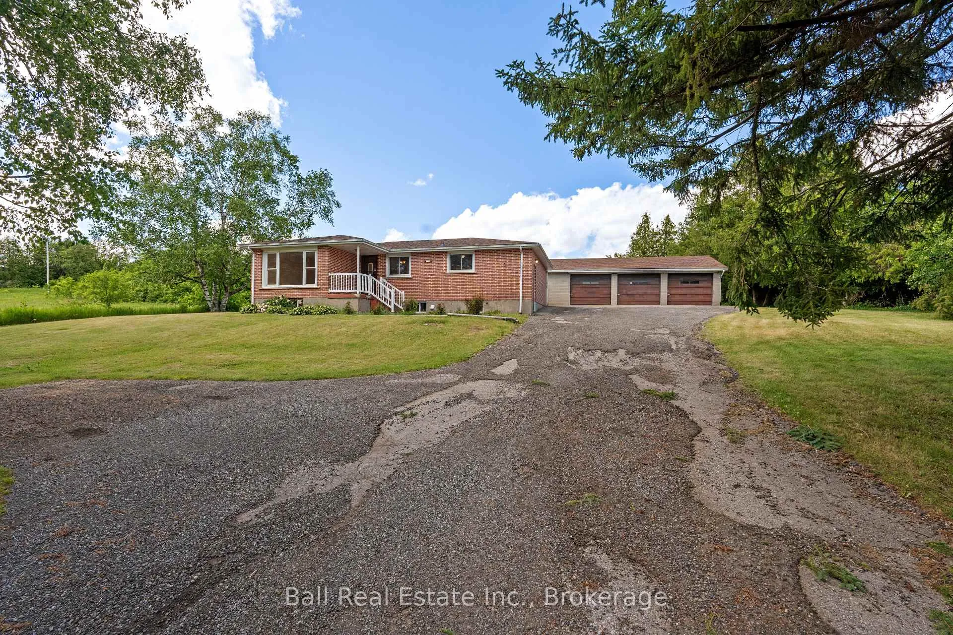 Photo 2 of 814 Morton Line, Cavan Monaghan, Cavan Twp — HOMEH