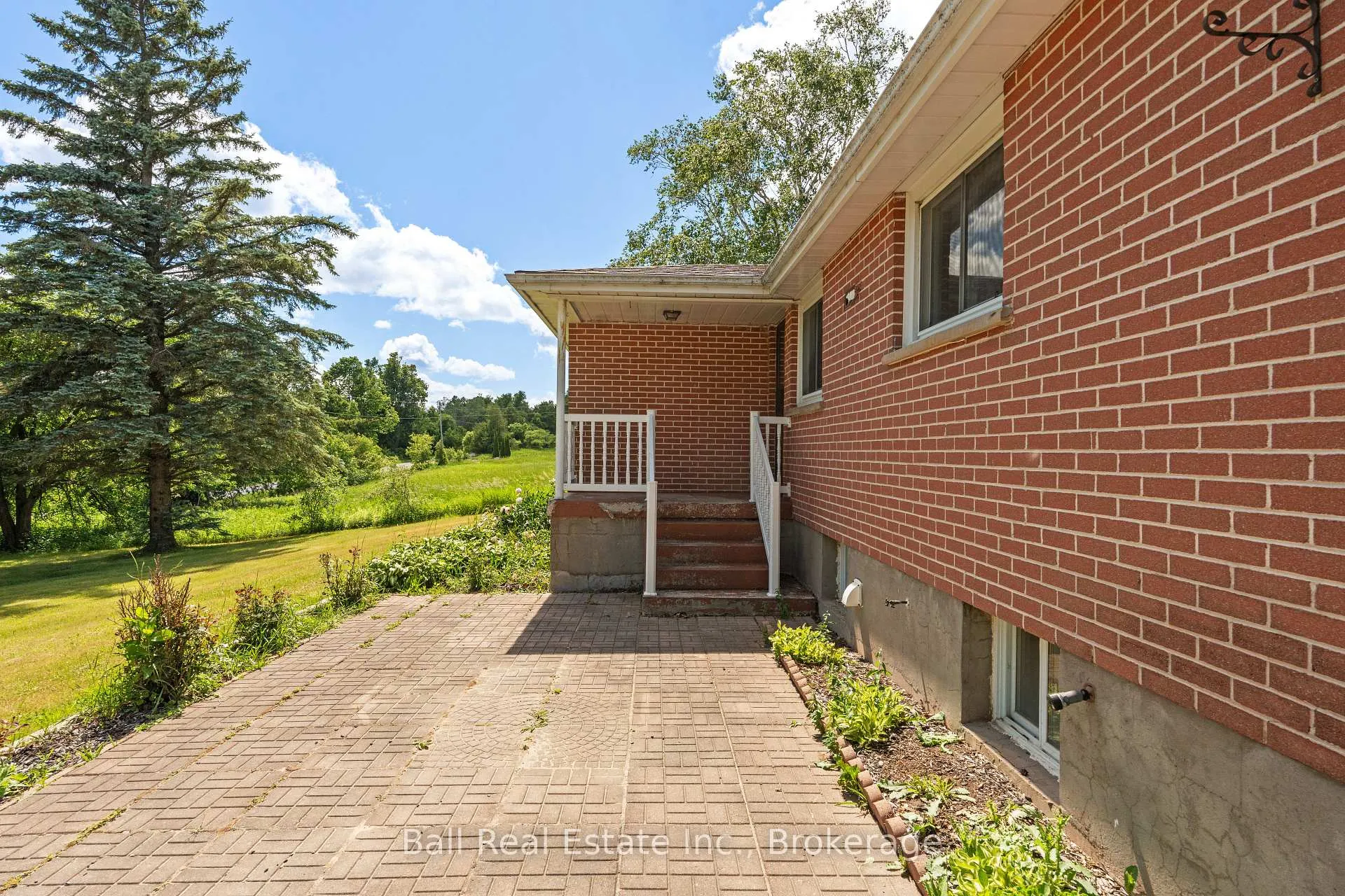 Photo 4 of 814 Morton Line, Cavan Monaghan, Cavan Twp — HOMEH
