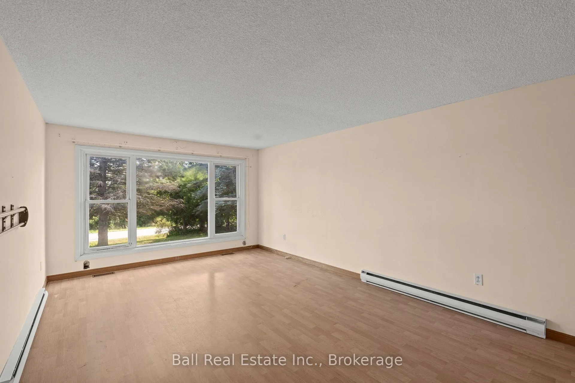 Photo 9 of 814 Morton Line, Cavan Monaghan, Cavan Twp — HOMEH