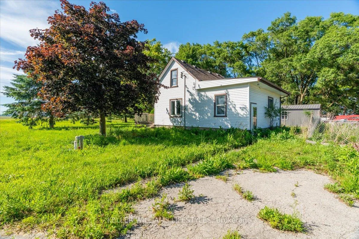 Photo 3 of 6079 Longwoods Road, Southwest Middlesex, Rural Southwest Middlesex — HOMEH
