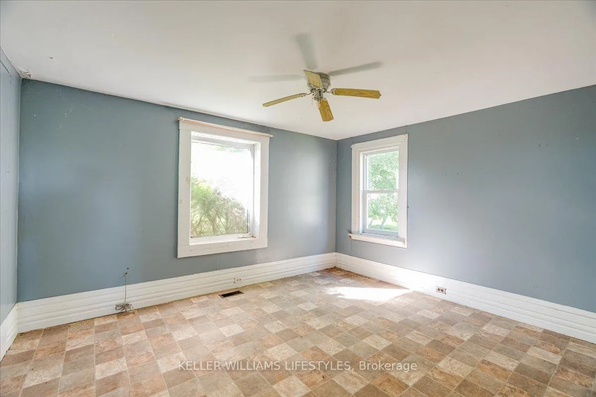 Photo 11 of 6079 Longwoods Road, Southwest Middlesex, Rural Southwest Middlesex — HOMEH