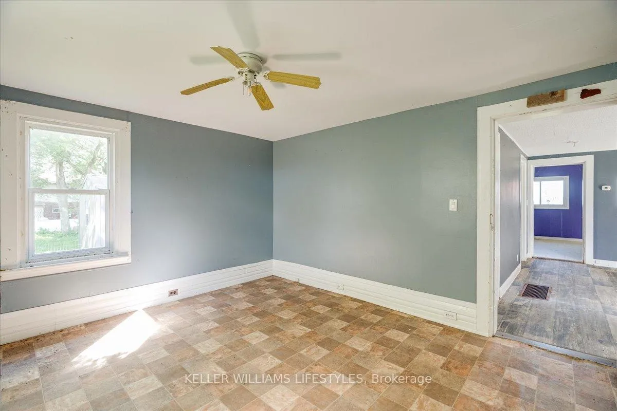 Photo 12 of 6079 Longwoods Road, Southwest Middlesex, Rural Southwest Middlesex — HOMEH