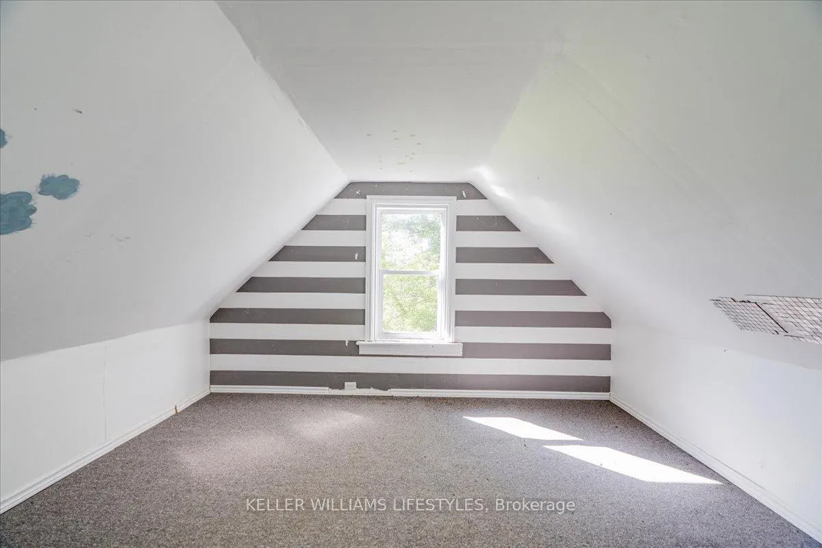 Photo 16 of 6079 Longwoods Road, Southwest Middlesex, Rural Southwest Middlesex — HOMEH