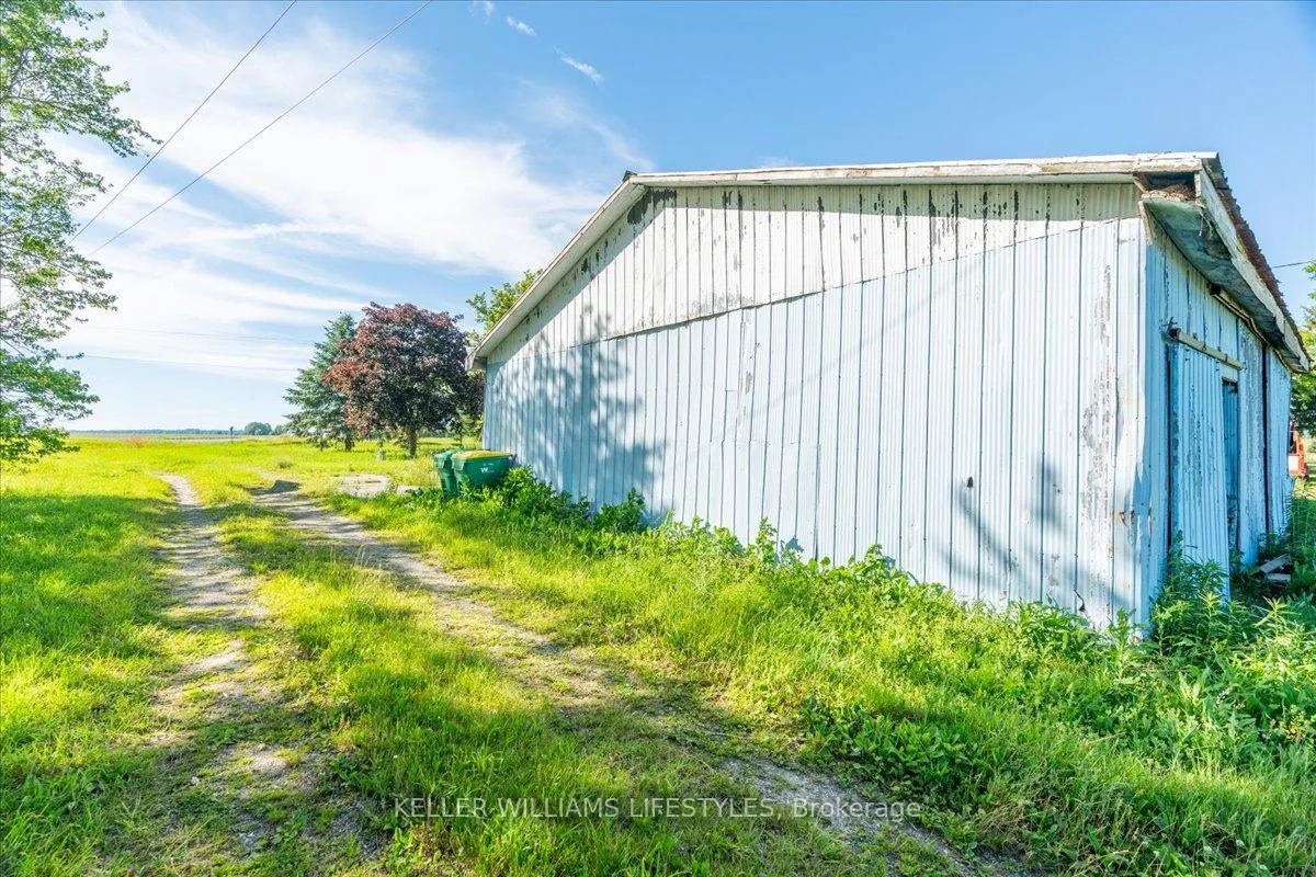 Photo 26 of 6079 Longwoods Road, Southwest Middlesex, Rural Southwest Middlesex — HOMEH