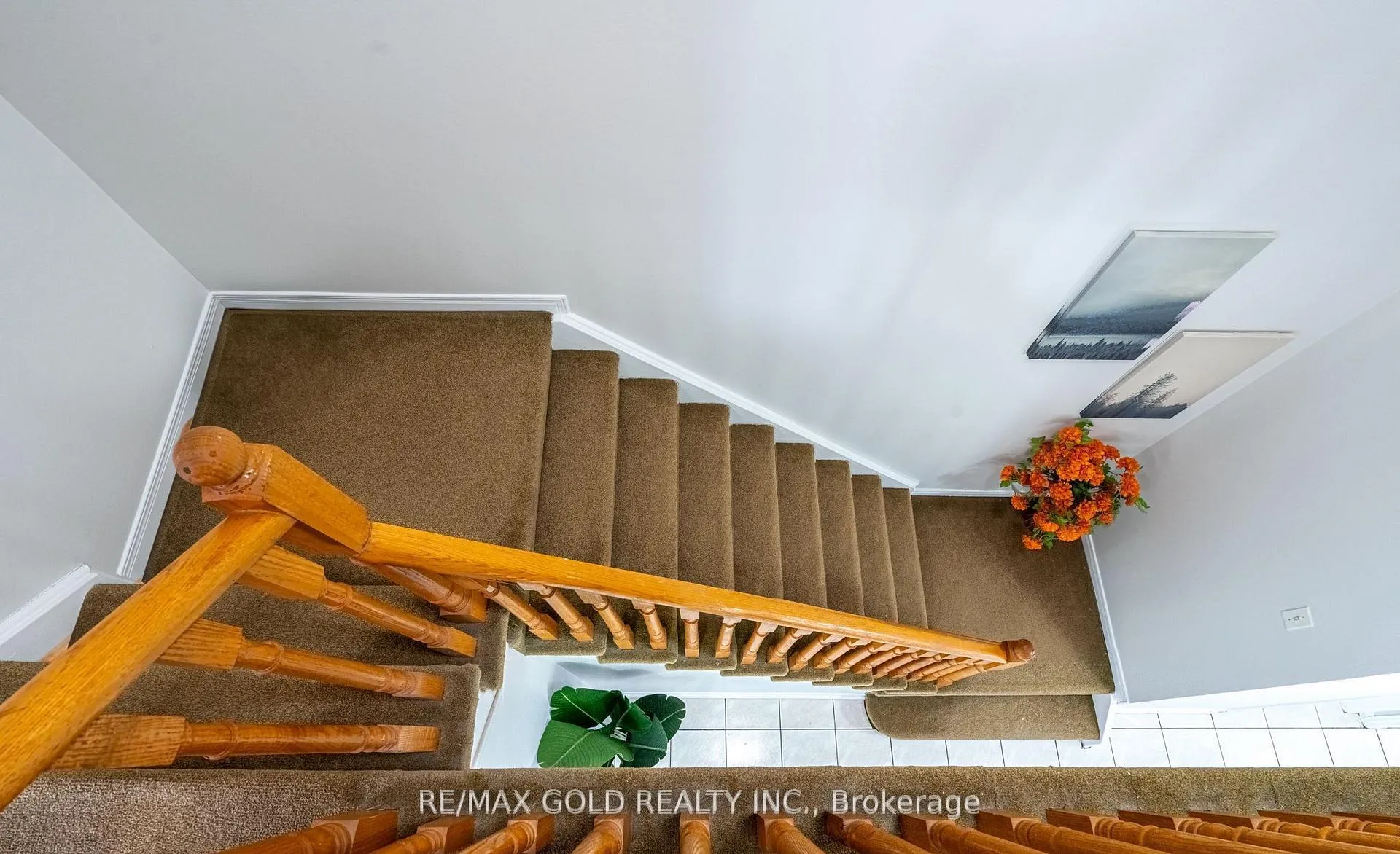 Photo 15 of 94 Bighorn Crescent, Brampton, Sandringham-Wellington — HOMEH