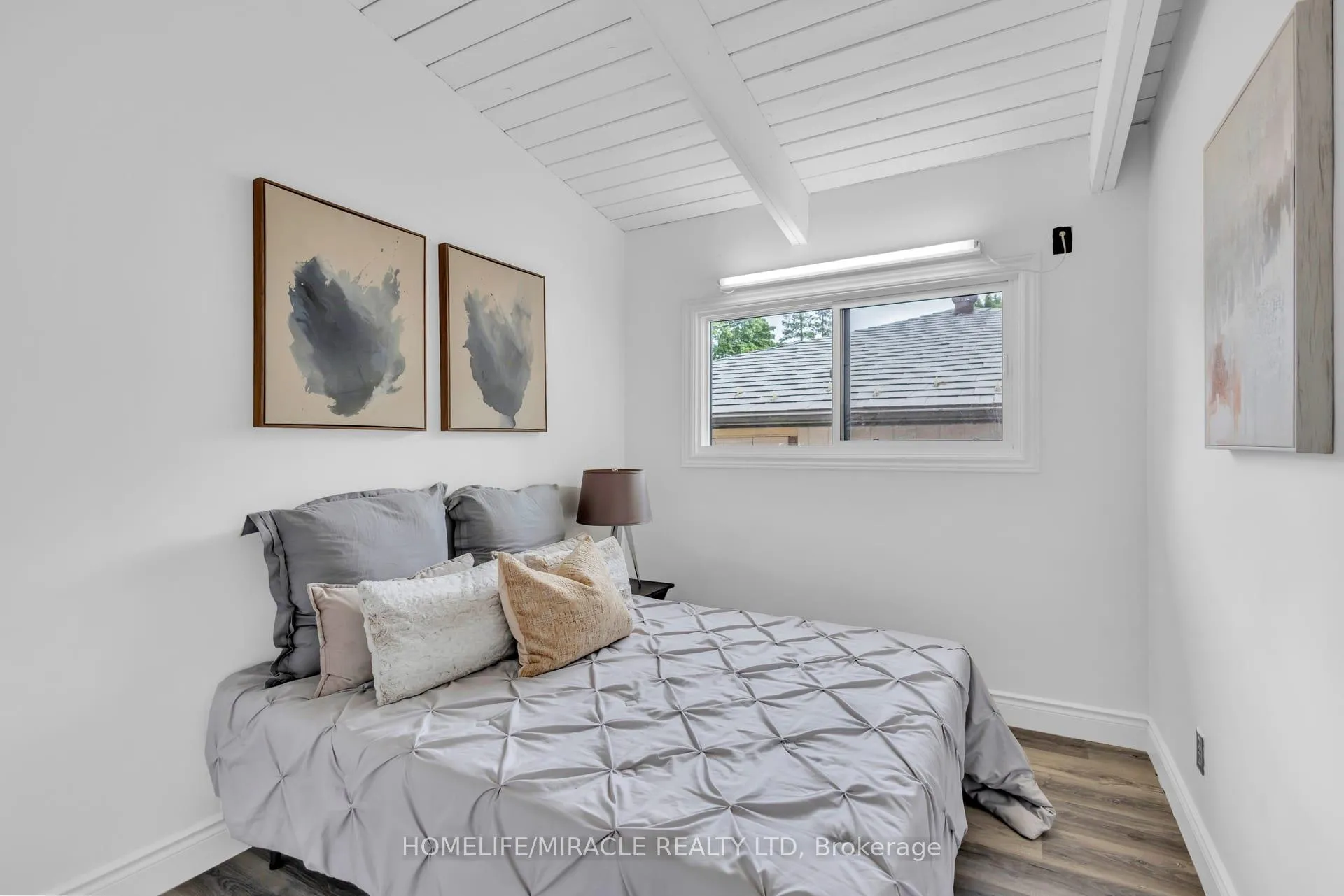 Photo 17 of 72 Massey Avenue, Kitchener, Rockway — HOMEH