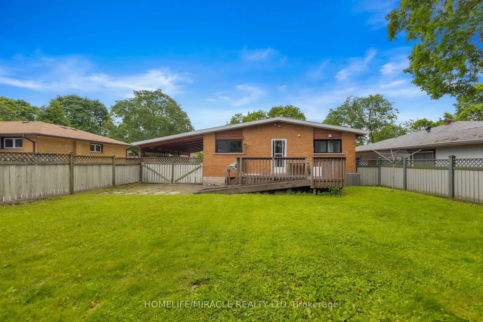 Photo 42 of 72 Massey Avenue, Kitchener, Rockway — HOMEH