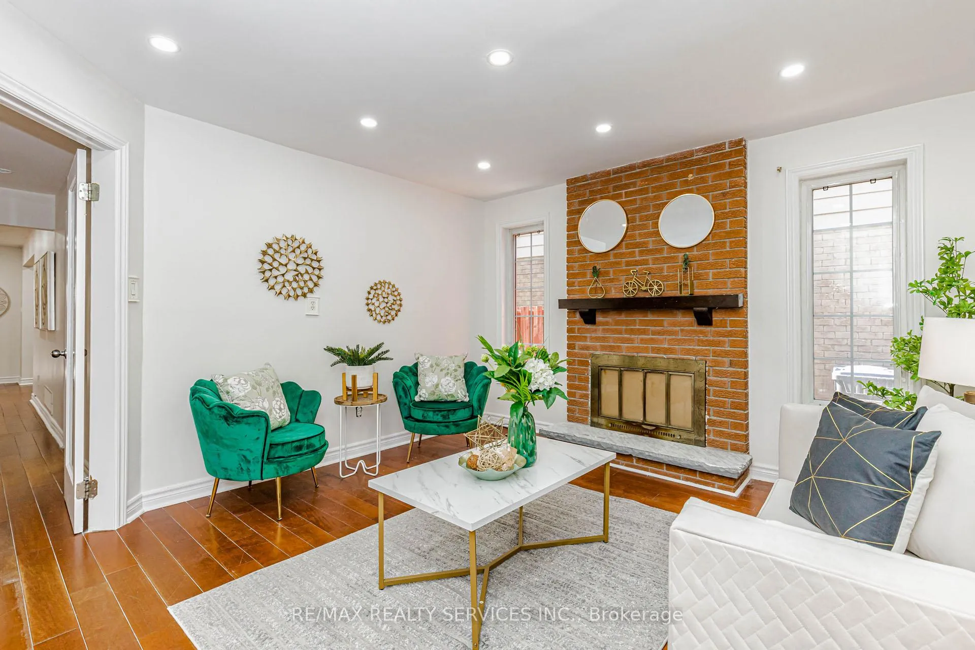 Photo 7 of 67 Morton Way, Brampton, Fletcher's West — HOMEH
