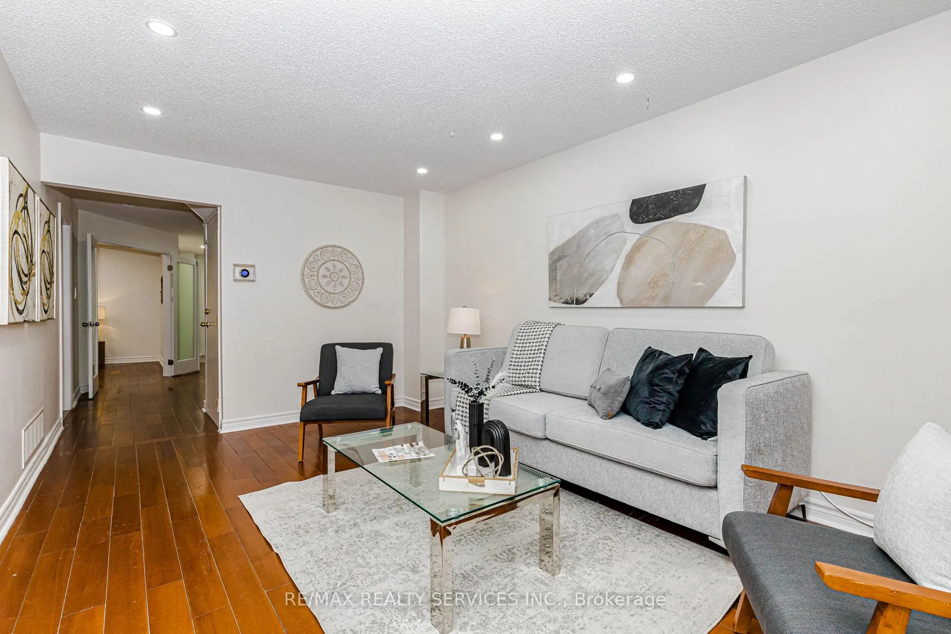 Photo 10 of 67 Morton Way, Brampton, Fletcher's West — HOMEH