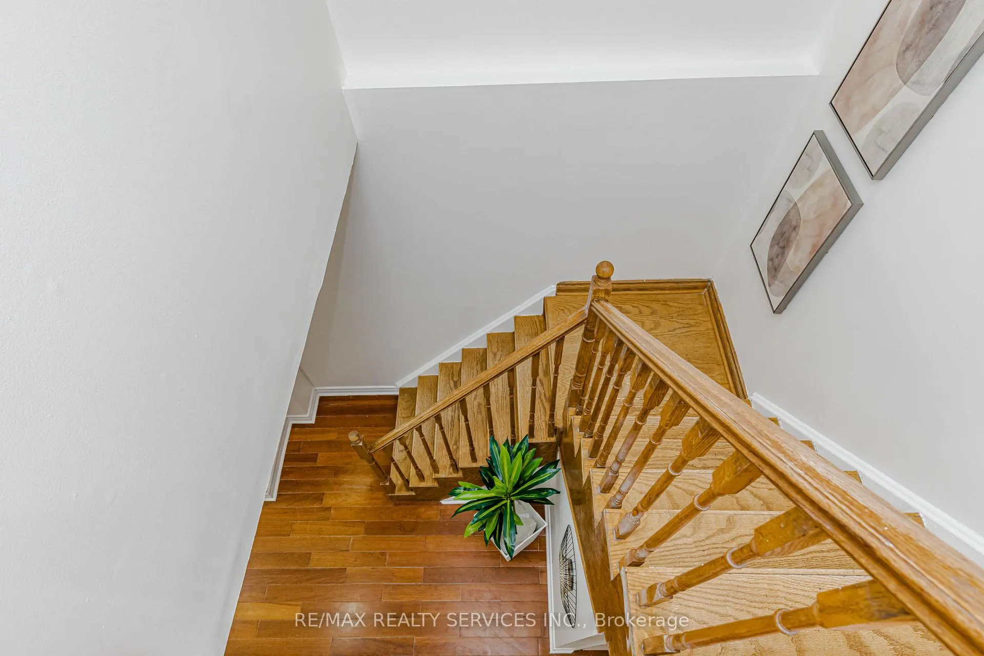 Photo 21 of 67 Morton Way, Brampton, Fletcher's West — HOMEH
