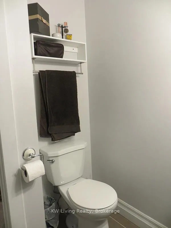 Photo 9 of 928 Broadview Avenue, Toronto, Playter Estates-Danforth — HOMEH
