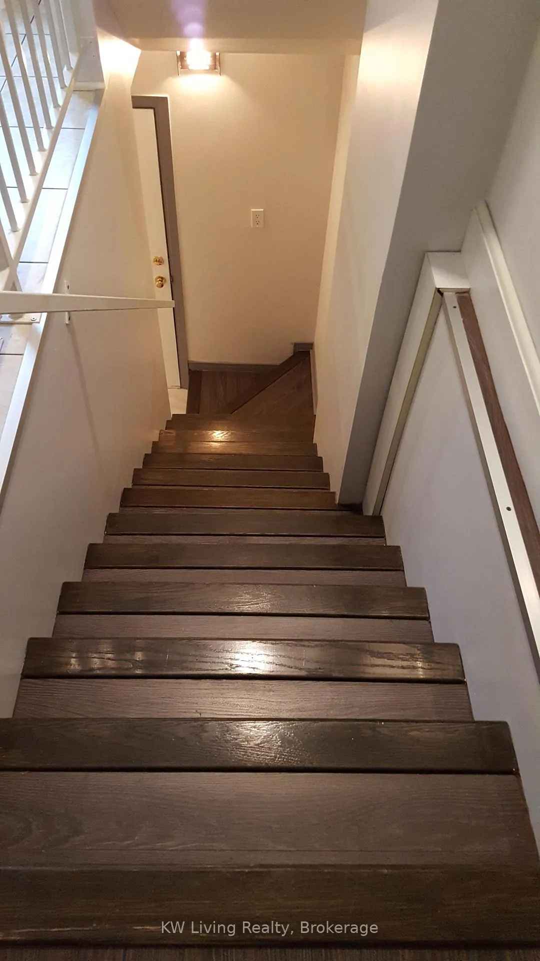 Photo 17 of 928 Broadview Avenue, Toronto, Playter Estates-Danforth — HOMEH