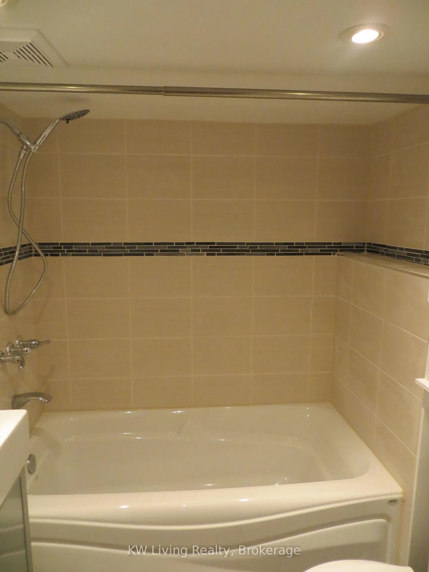 Photo 23 of 928 Broadview Avenue, Toronto, Playter Estates-Danforth — HOMEH