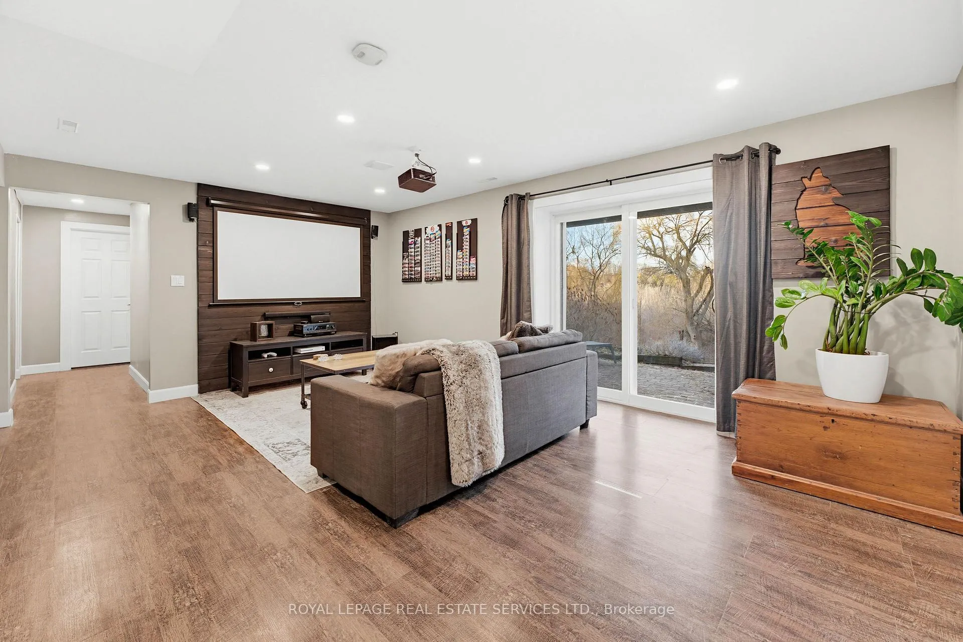 Photo 38 of 18 Cherry Street, Halton Hills, Georgetown — HOMEH