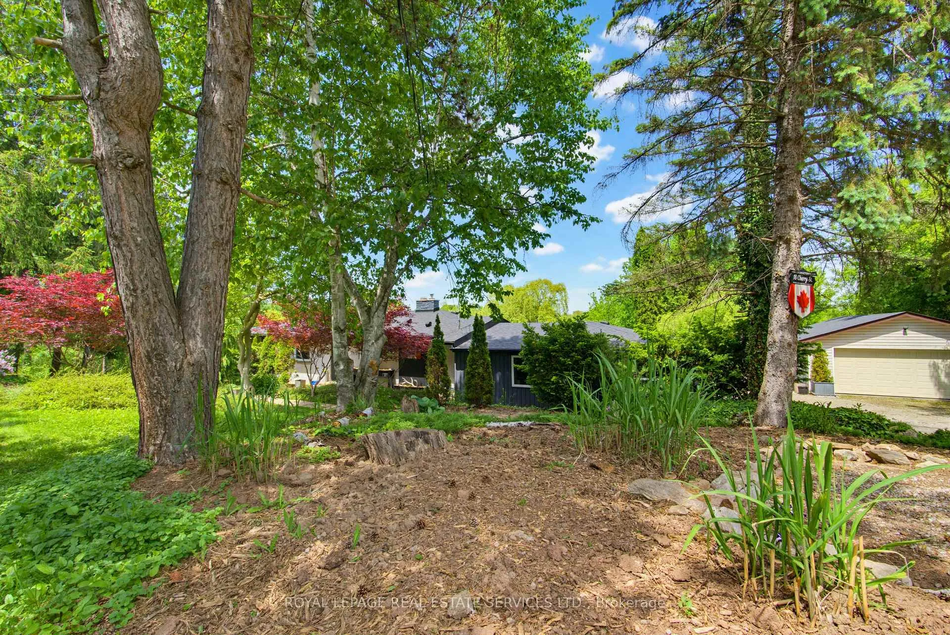 Photo 41 of 18 Cherry Street, Halton Hills, Georgetown — HOMEH