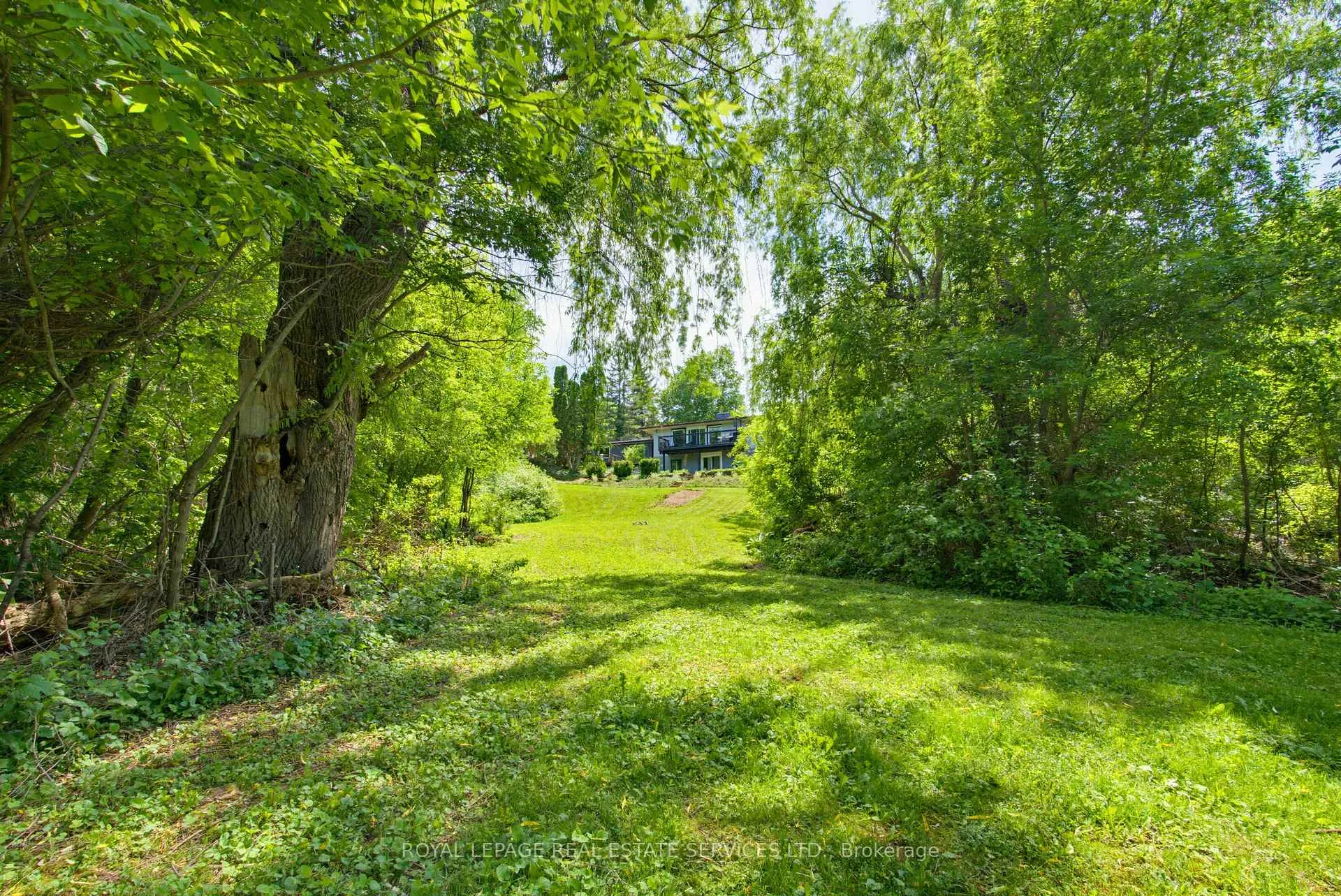 Photo 45 of 18 Cherry Street, Halton Hills, Georgetown — HOMEH