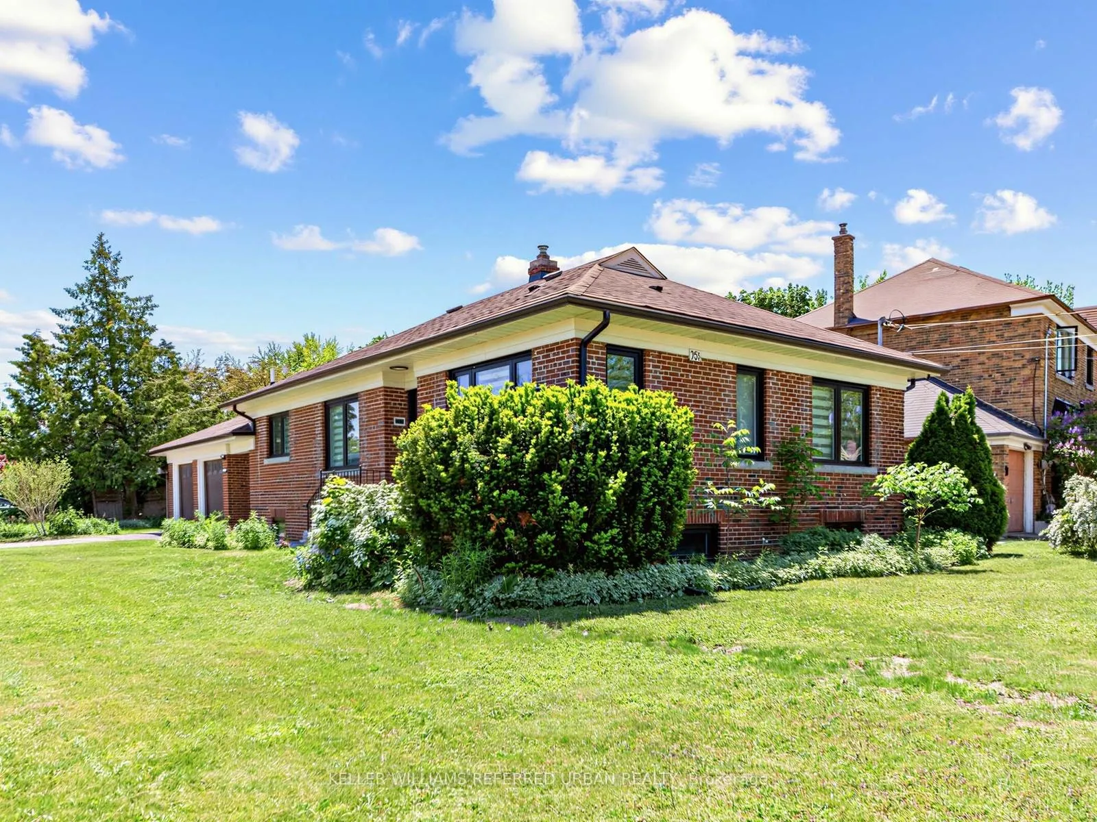 Photo 2 of 73 Prince Charles Drive, Toronto, Englemount-Lawrence — HOMEH
