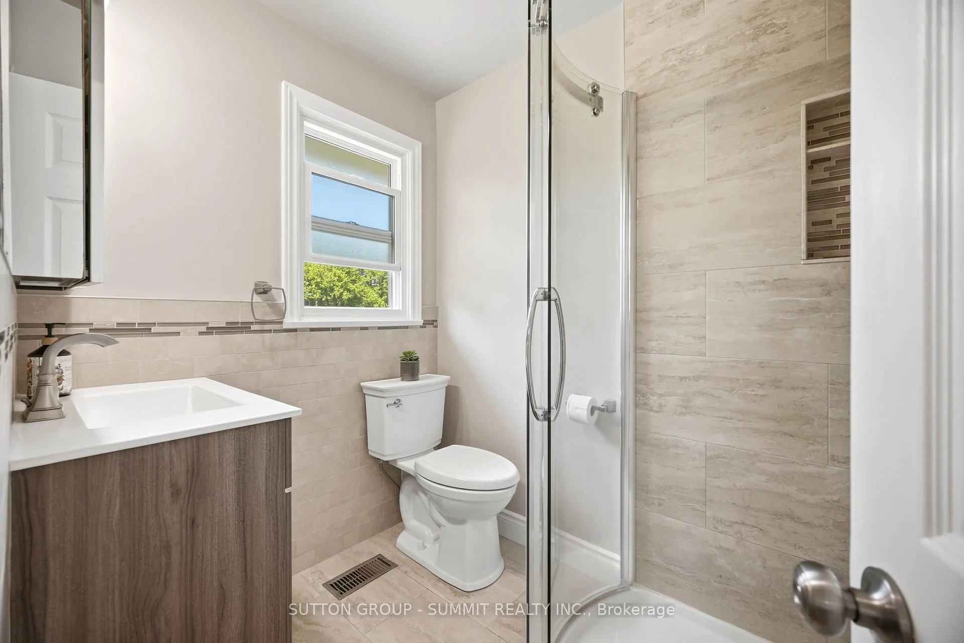 Photo 26 of 2320 Lloydtown-Aurora Road, King, Rural King — HOMEH