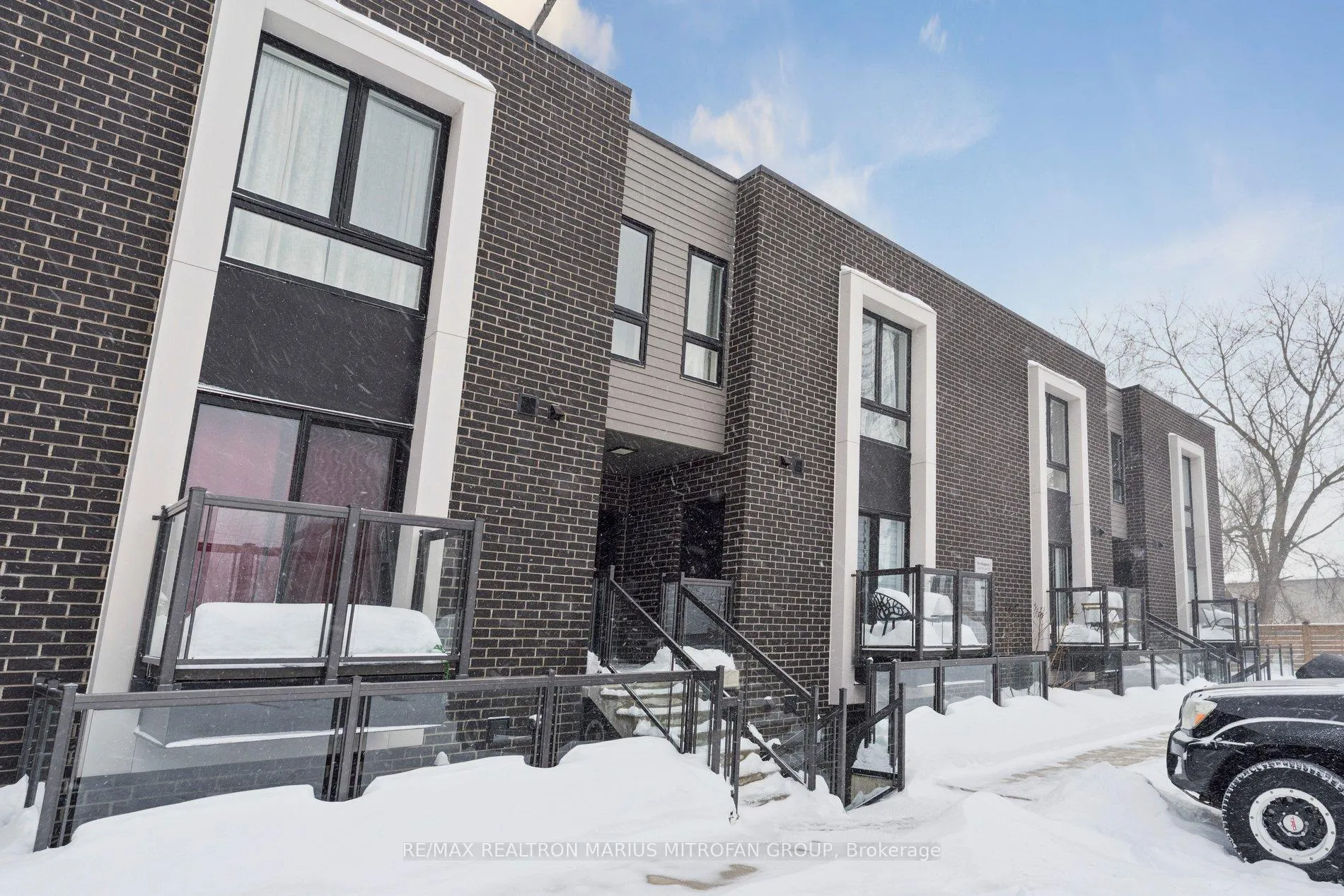 Photo 2 of Unit 204, 6065 McLeod Road, Niagara Falls, Arad/Fallsview — HOMEH