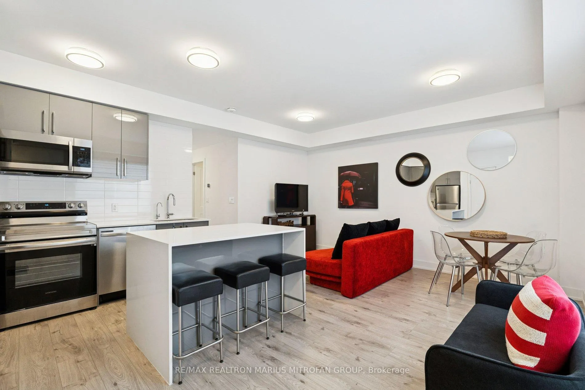 Photo 5 of Unit 204, 6065 McLeod Road, Niagara Falls, Arad/Fallsview — HOMEH