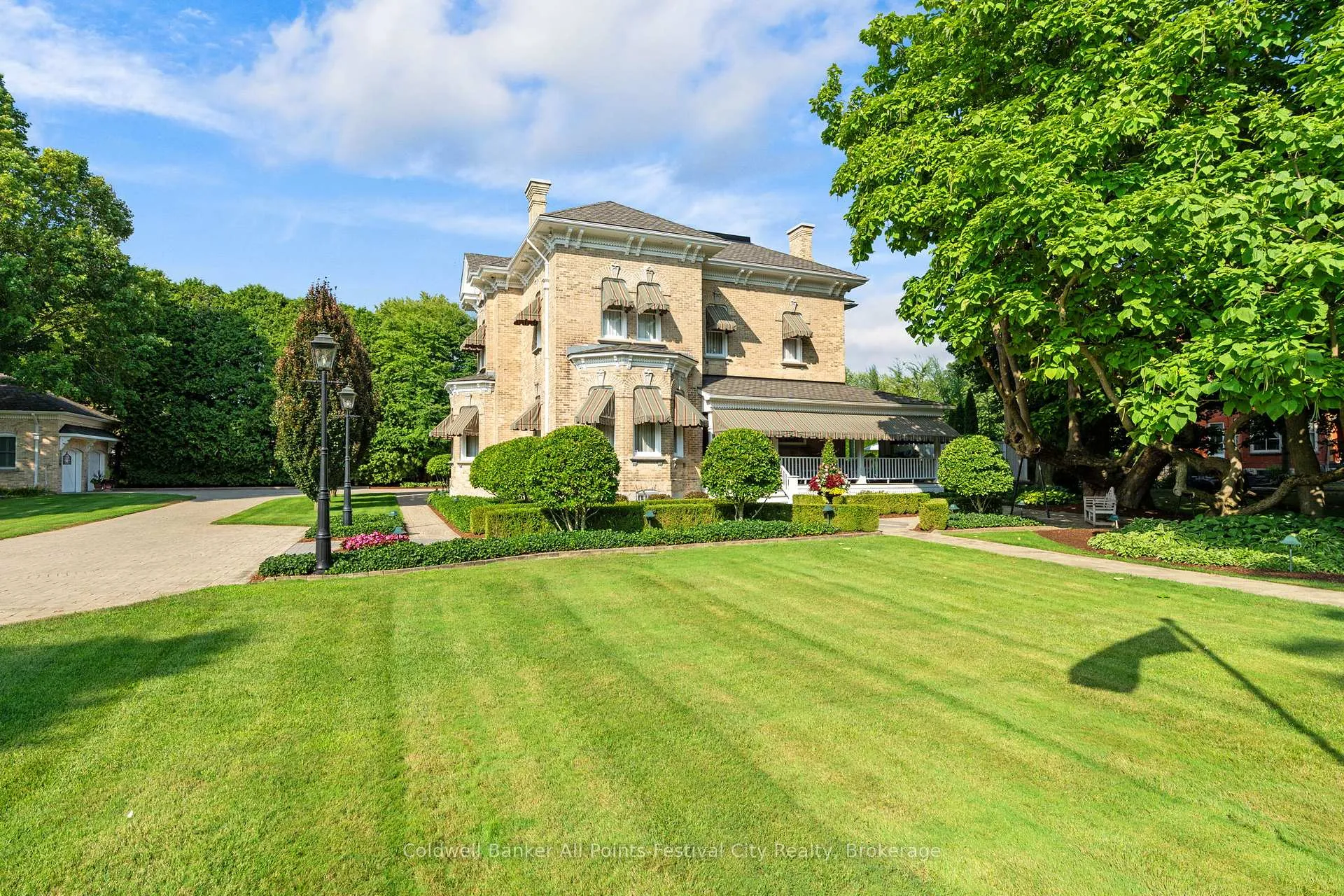 Photo 2 of 262 Dinsley Street, North Huron, Blyth — HOMEH