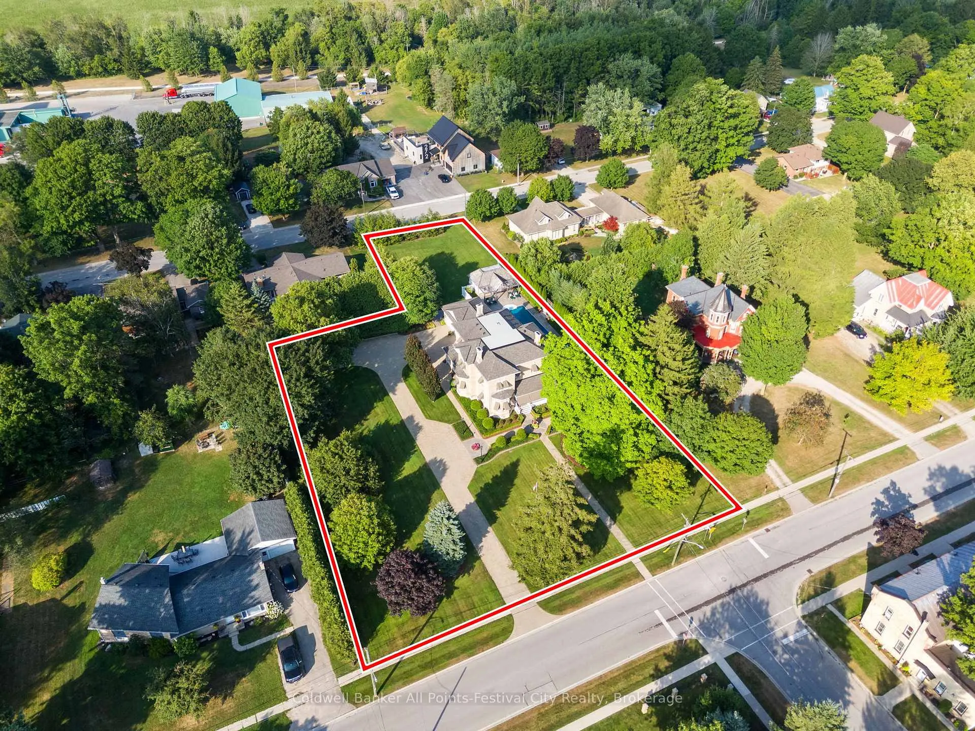 Photo 3 of 262 Dinsley Street, North Huron, Blyth — HOMEH