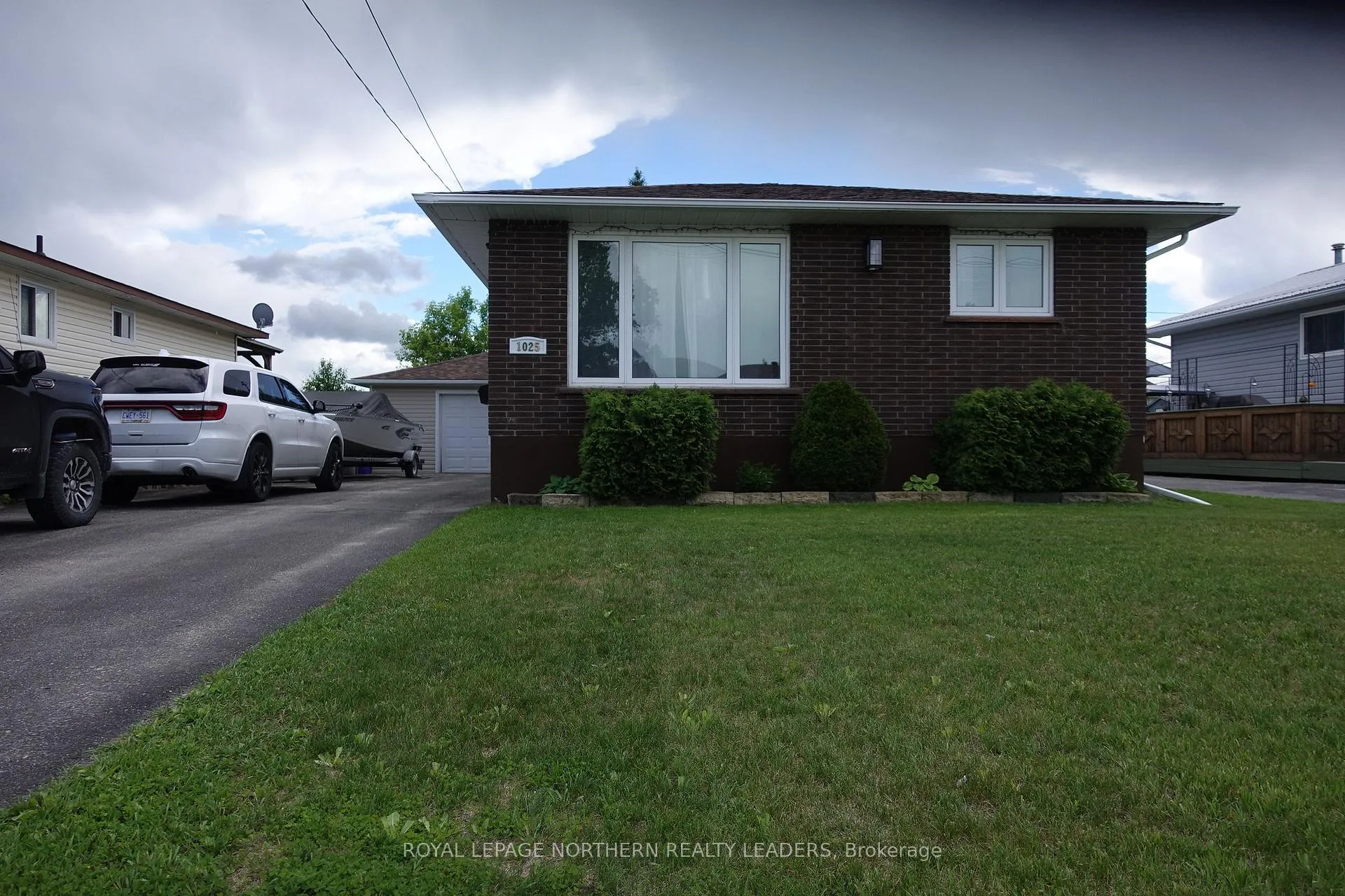 Photo 1 of 1025 Park Avenue, Timmins, MTJ - Main Area — HOMEH