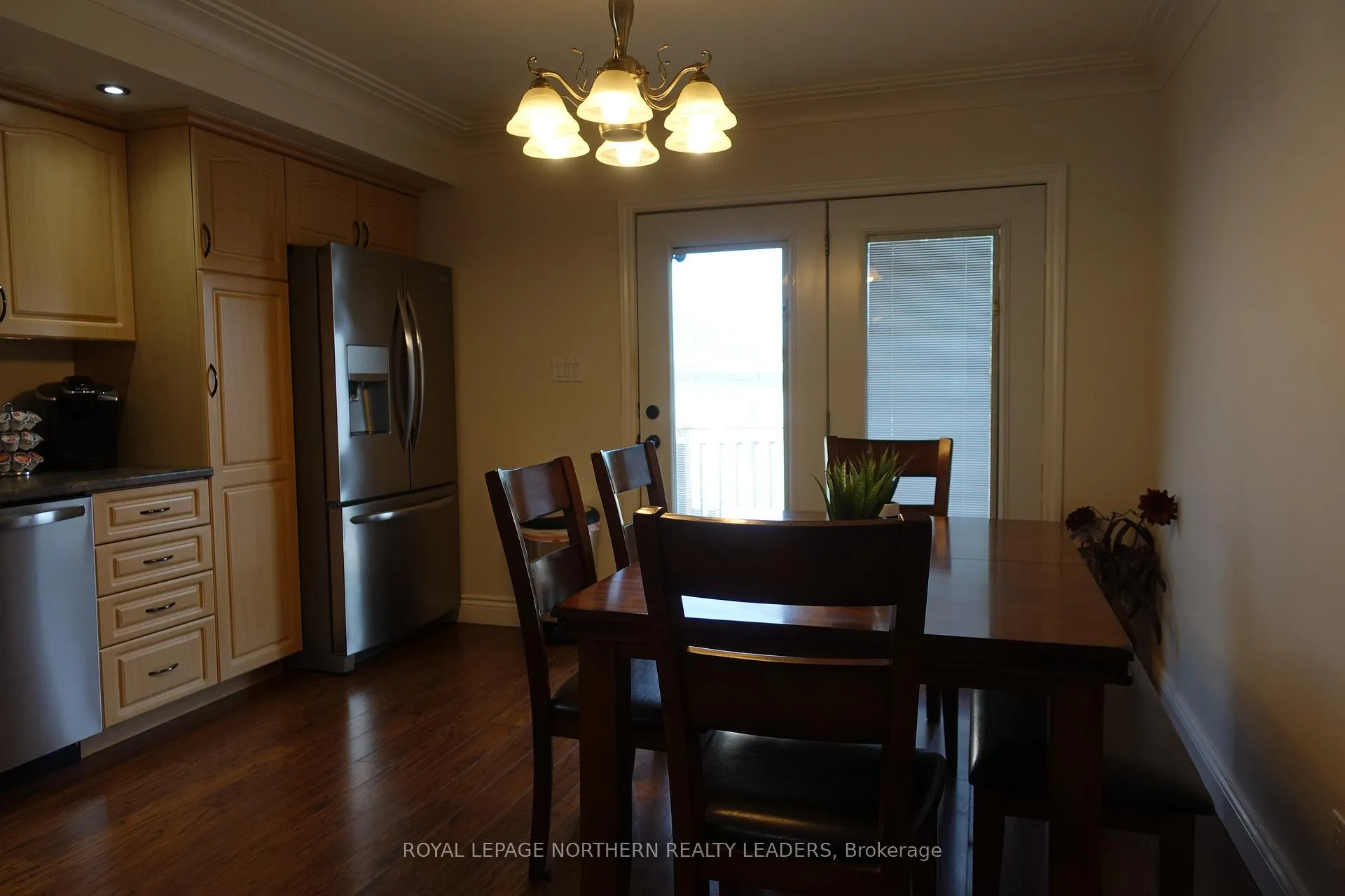 Photo 7 of 1025 Park Avenue, Timmins, MTJ - Main Area — HOMEH