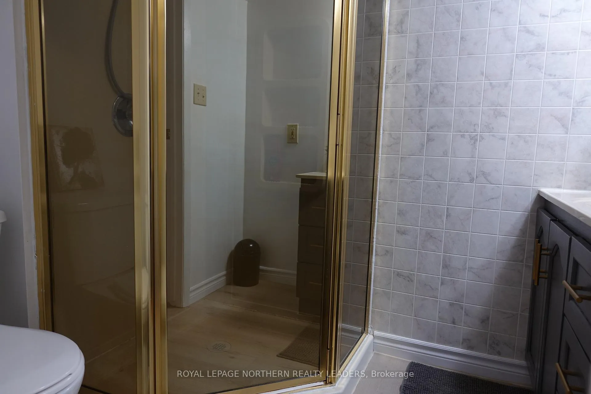 Photo 16 of 1025 Park Avenue, Timmins, MTJ - Main Area — HOMEH