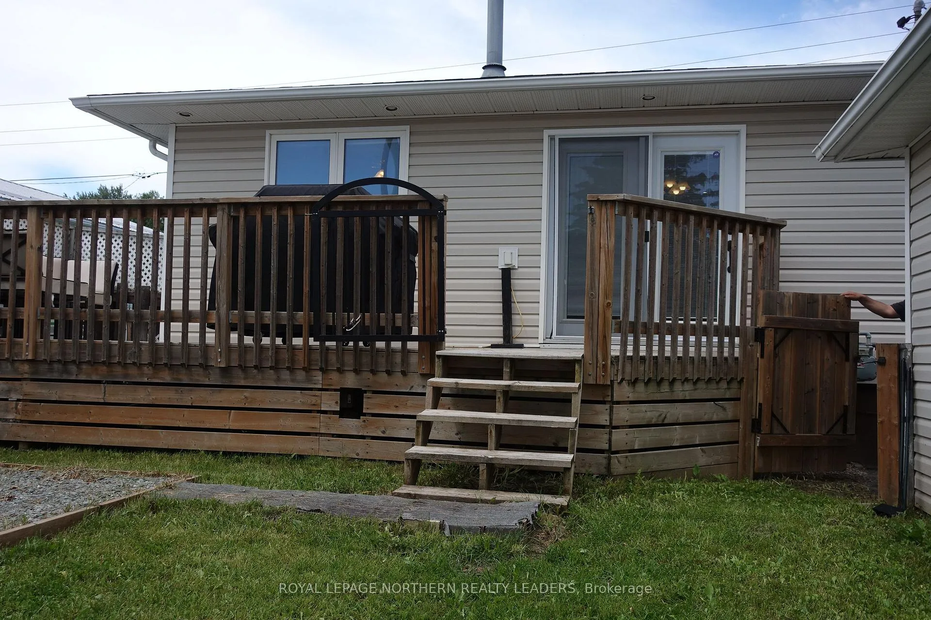 Photo 19 of 1025 Park Avenue, Timmins, MTJ - Main Area — HOMEH
