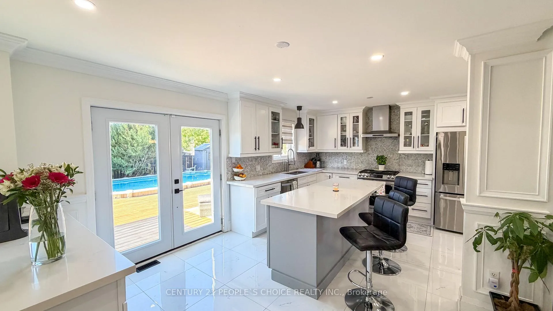 Photo 19 of 2 Irene Drive, Barrie, Painswick South — HOMEH