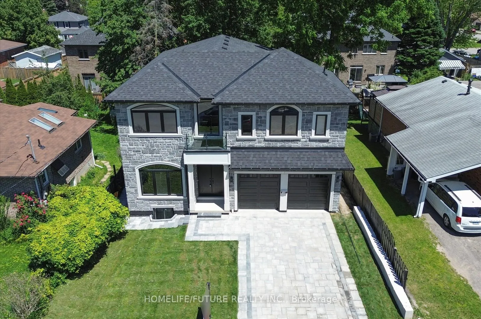 Photo 3 of 735 Hillcrest Road, Pickering, West Shore — HOMEH