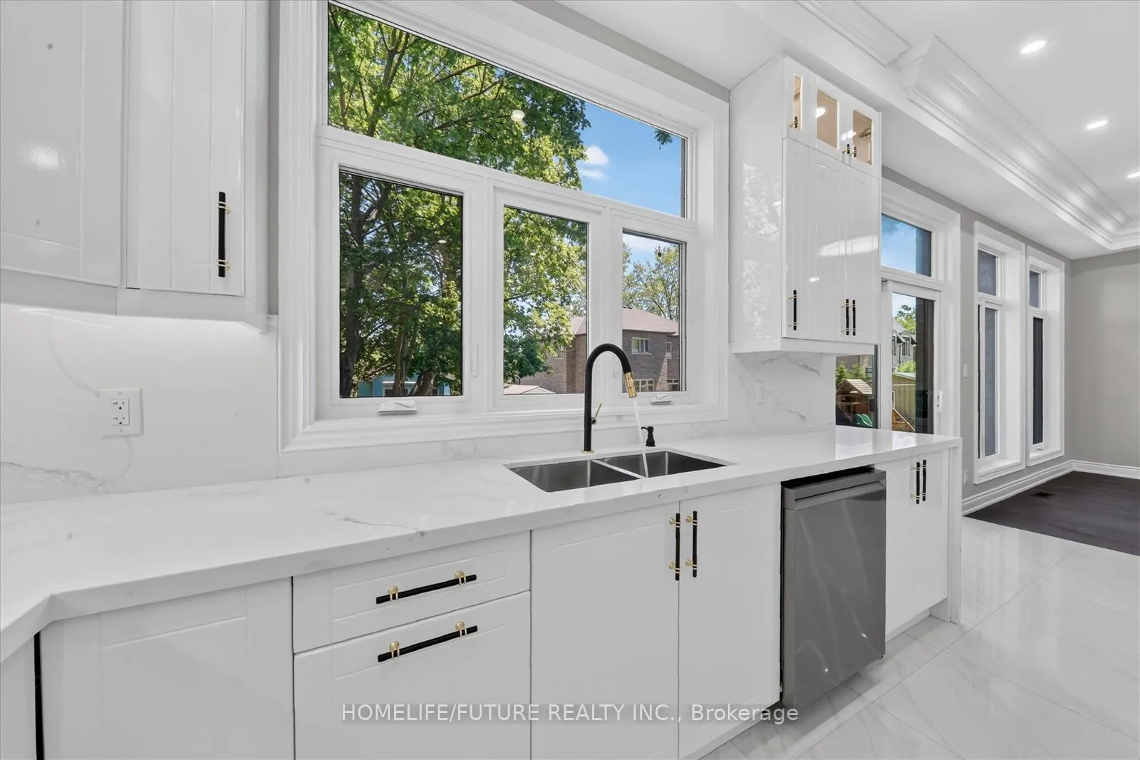 Photo 17 of 735 Hillcrest Road, Pickering, West Shore — HOMEH