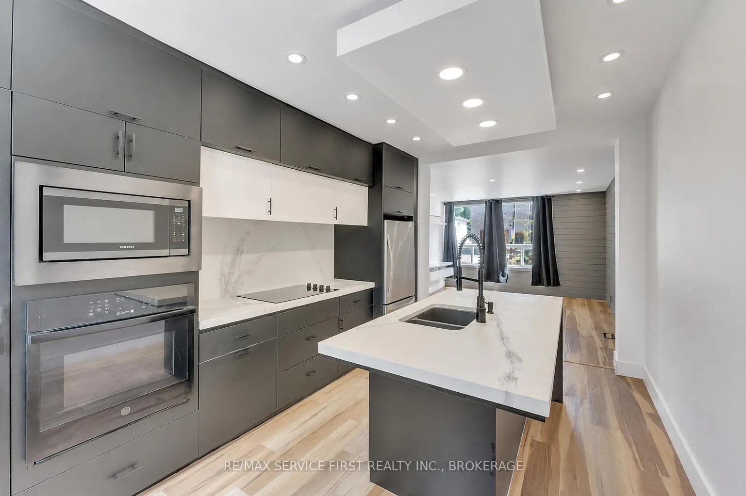 Photo 6 of 211 Raglan Road, Kingston, East of Sir John A. Blvd — HOMEH
