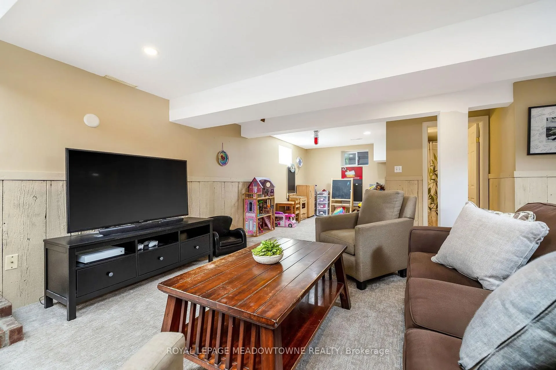 Photo 37 of 23 Mackenzie Drive, Halton Hills, Georgetown — HOMEH