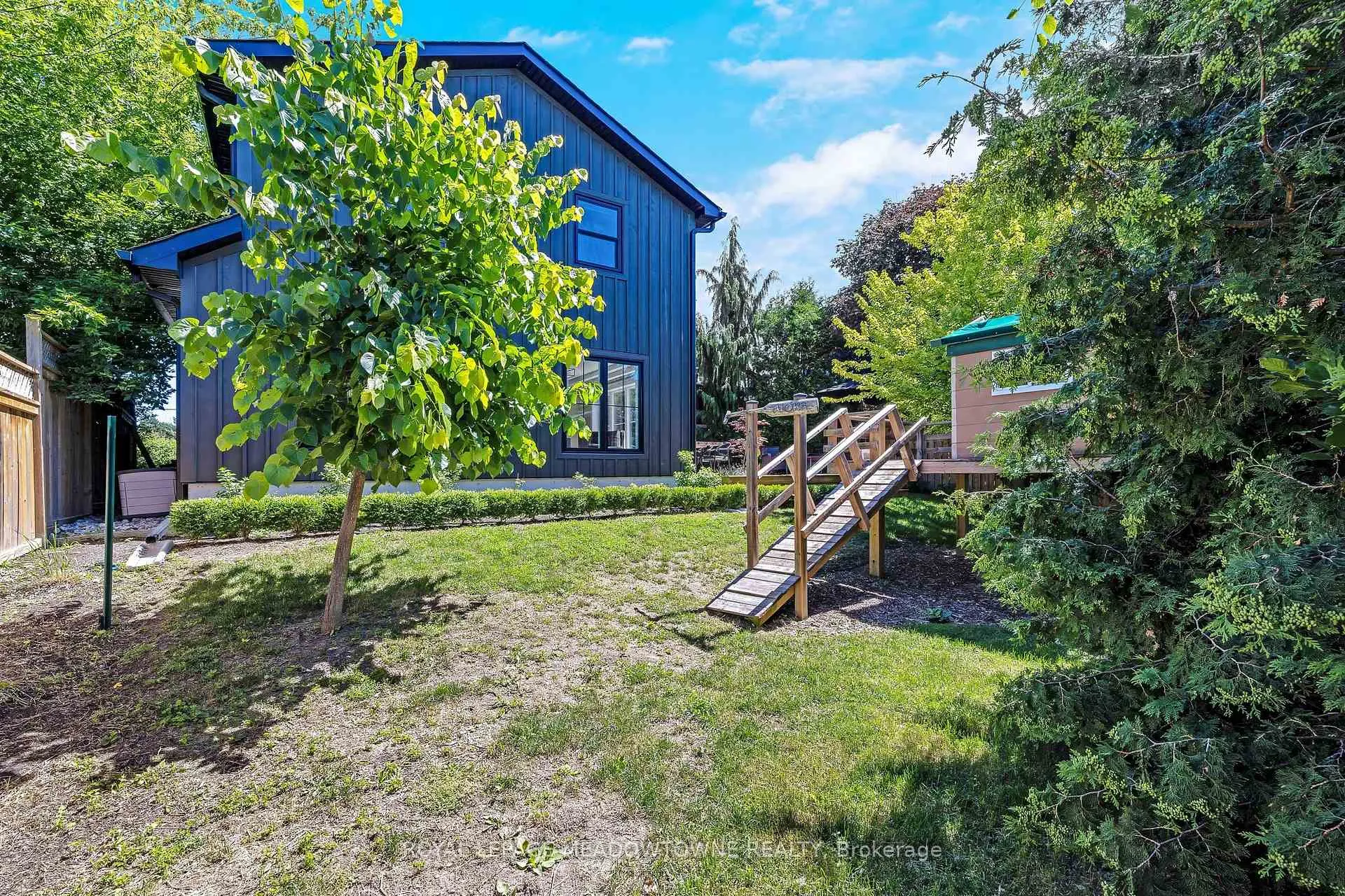 Photo 44 of 23 Mackenzie Drive, Halton Hills, Georgetown — HOMEH
