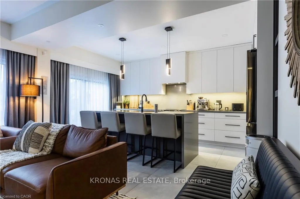 Photo 5 of 252 Upper Mount Albion Road, Hamilton, Stoney Creek Mountain — HOMEH